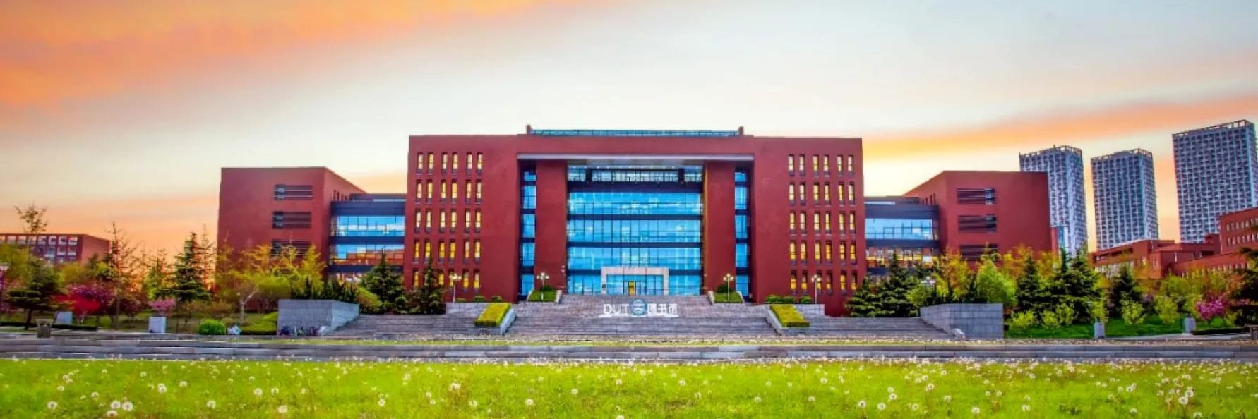 Dalian University of Technology